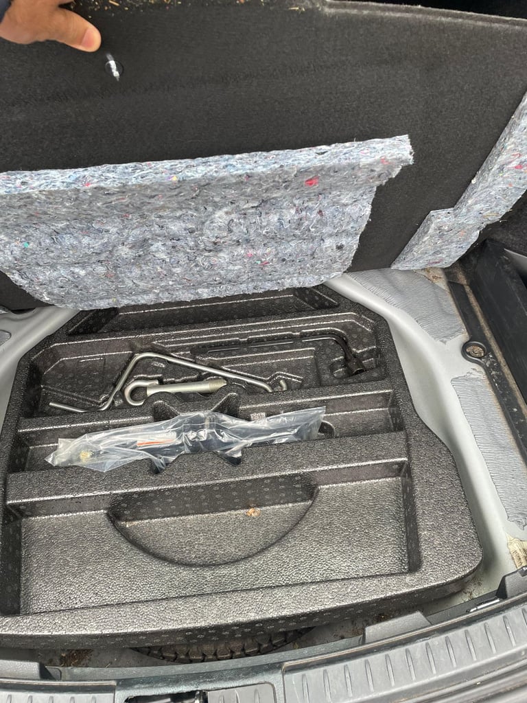 Toyota, AURIS, Estate, 2015, Manual, 1197 (cc), 5 doors