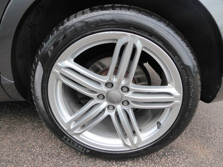 2015 Audi Q3 2.0T FSI Quattro S Line Plus 5dr S Tronic ESTATE PETROL Automatic