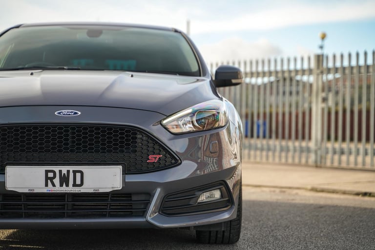 2018 Ford Focus 2.0T EcoBoost ST-3 Euro 6 (s/s) 5dr HATCHBACK Petrol Manual