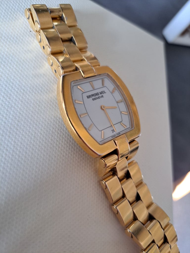 image for Gold plated watch raymond weil 