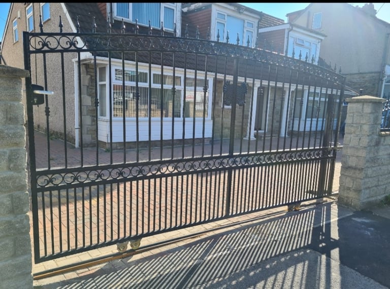 Gate's 