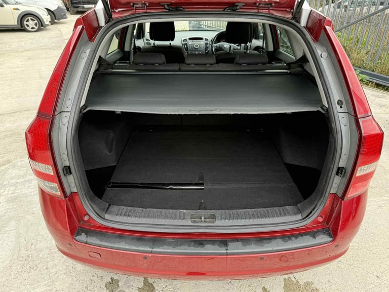 2011 Kia Ceed 1.6 CRDi 3 5dr Auto HPI CLEAR TIMING BELT DONE AT 101K MILES, 2 OWNERS ESTATE Diese...
