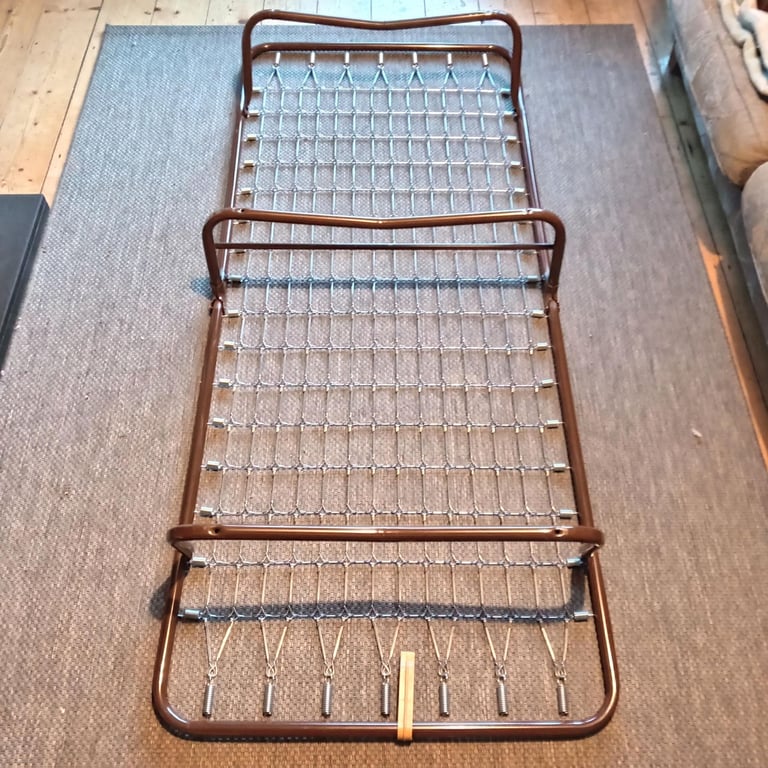 1970s Folding/Camp Bed - Stunning floral pattern design