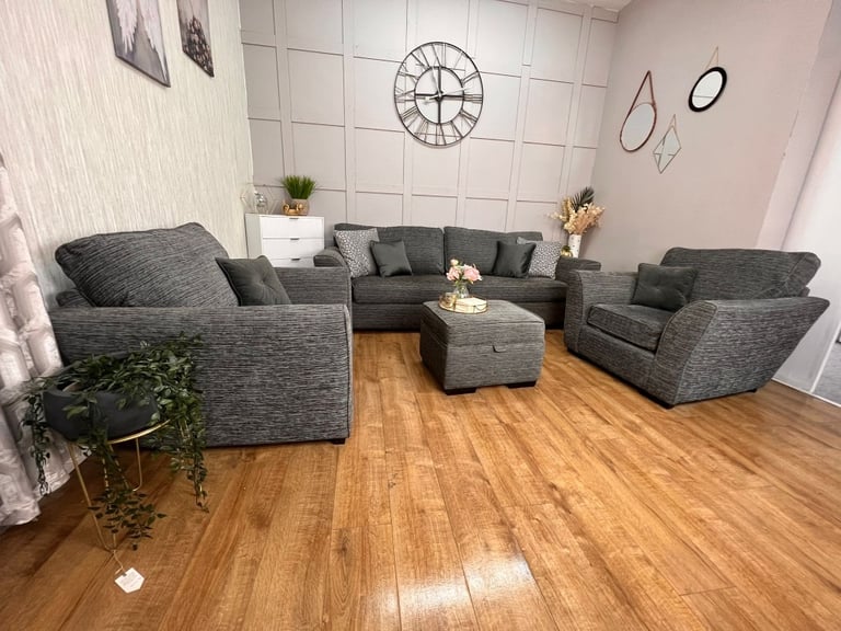 SCS Grey 4 Piece Sofa Suite in Wishaw, North Lanarkshire Gumtree