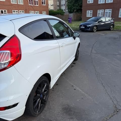 Ford, FIESTA, Hatchback, 2016, Manual, 998 (cc), 3 doors