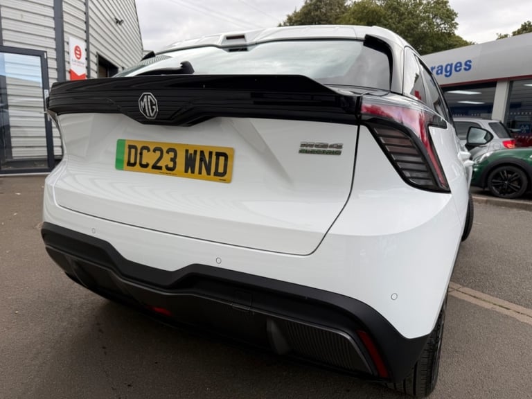  MG Motor UK Mg4 125kW SE EV 51kWh 5dr Auto Electric
