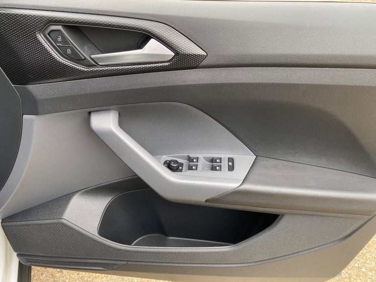 2020 Volkswagen T-Cross 1.0 TSI SE Euro 6 (s/s) 5dr HATCHBACK Petrol Manual