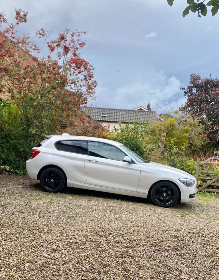 BMW, 1 SERIES, Hatchback, 2013, Manual, 1598 (cc), 3 doors