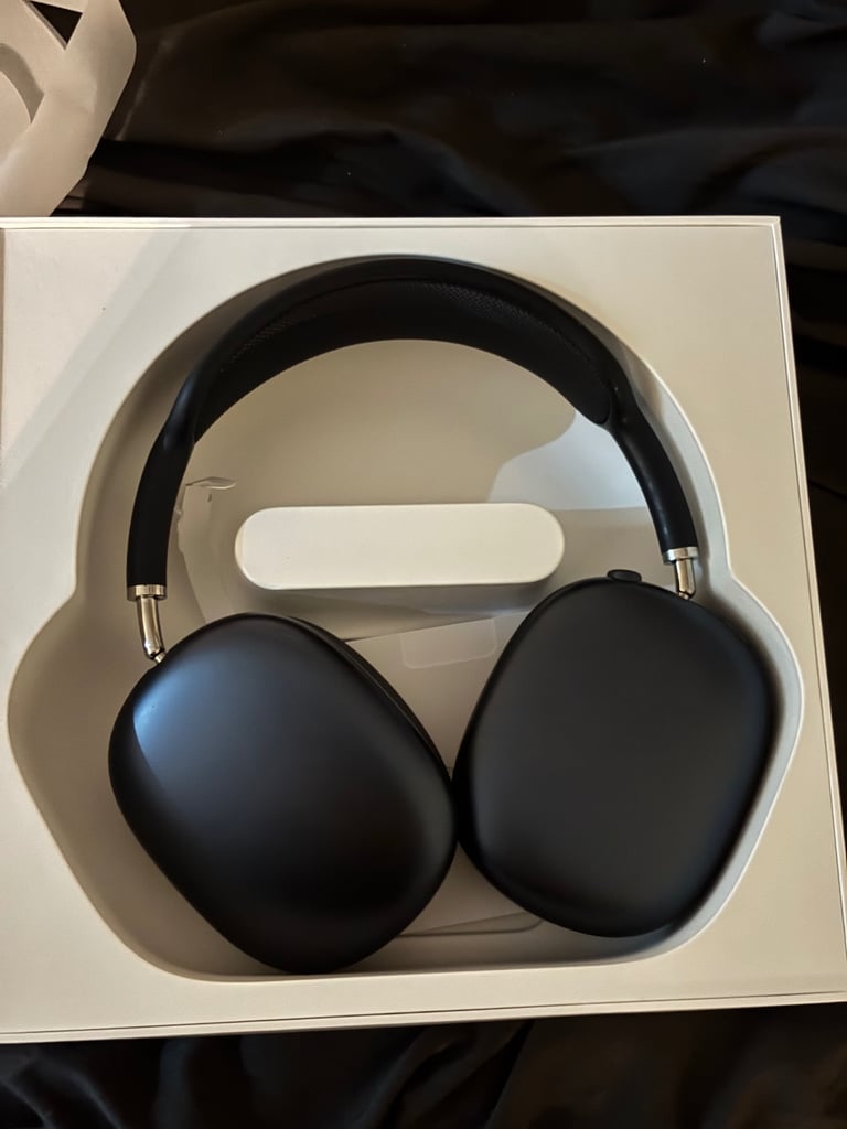 Apple AirPod Maxes-Midnight