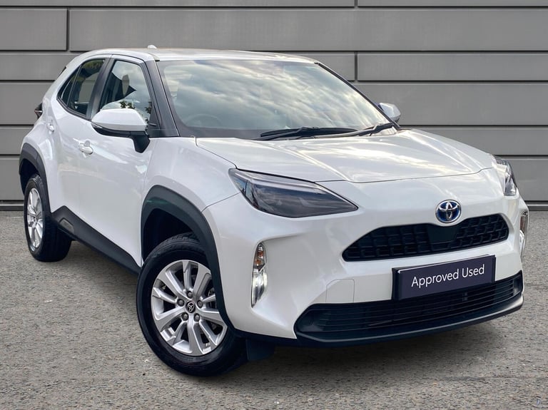 image for 2023 Toyota Yaris Cross 1.5 Hybrid Icon 5dr CVT HATCHBACK PETROL/ELECTRIC Automatic