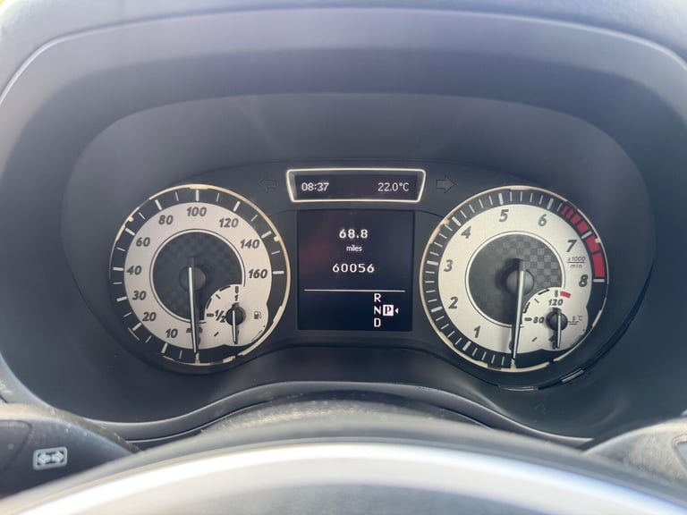 2025 Mercedes-Benz AROCS 1.6 B 180 Blue Efficiency MPV PETROL Automatic