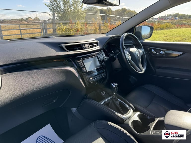 2014 Nissan Qashqai 1.6 dCi Tekna 5dr HATCHBACK DIESEL Manual