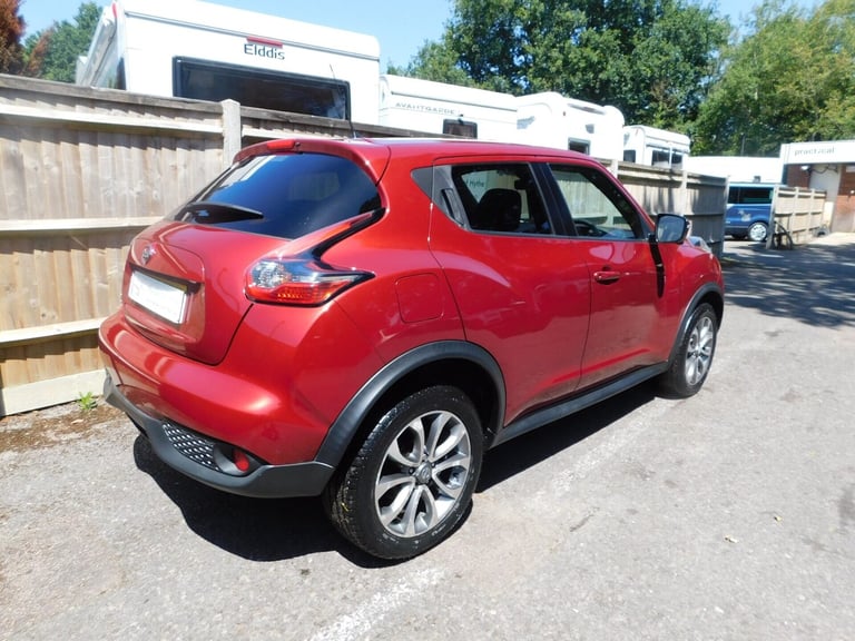 2017 Nissan Juke 1.2 DiG-T Tekna 5dr HATCHBACK PETROL Manual