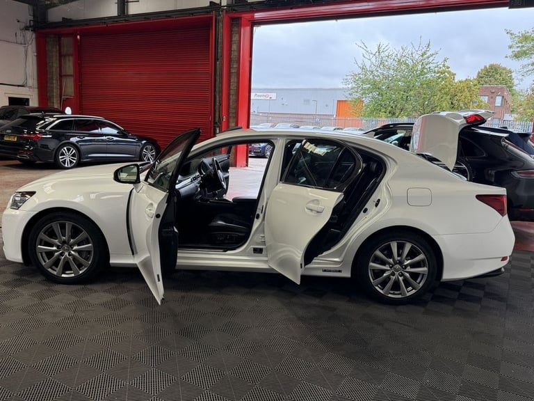 2015 Lexus GS 2.5 300h Premier Saloon 4dr Petrol Hybrid CVT Euro 5 (s/s) (223 ps) Saloon PETROL/E...