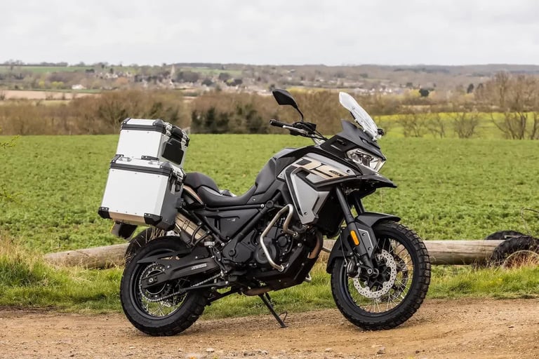 Voge 650 DS  Adventure Motorcycle with Free Luggage