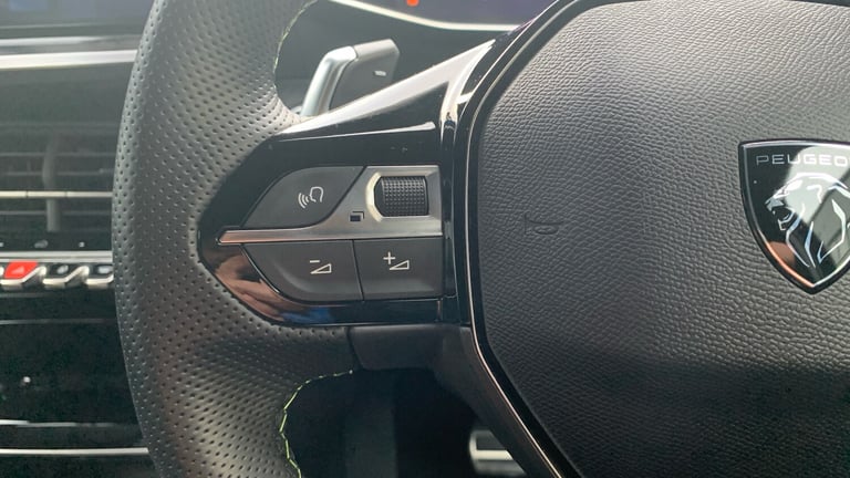 2025 Peugeot 2008 1.2 HYBRID GT SUV 5dr Petrol Hybrid e-DSC6 Euro 6 (s/s) (136 ps) SUV Hybrid Aut...