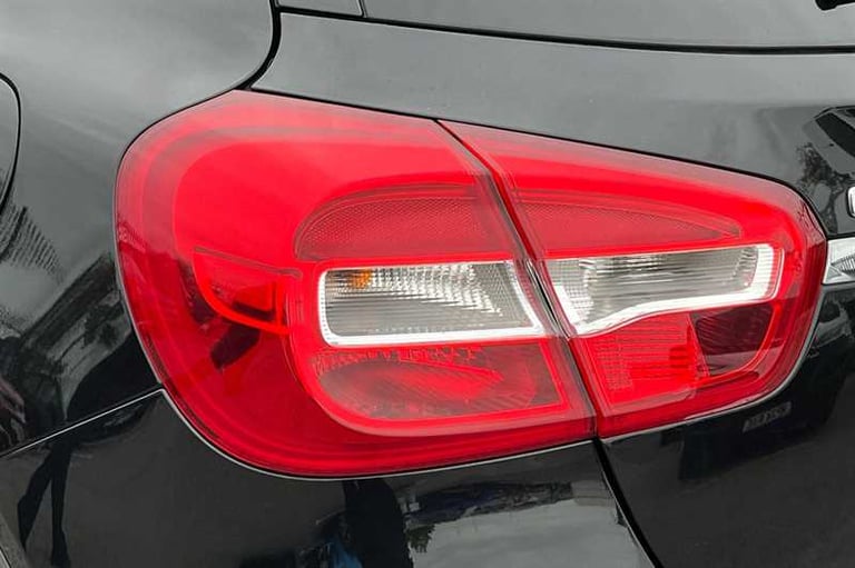 2017 Mercedes-Benz GLA 1.6 GLA200 Sport SUV 5dr Petrol 7G-DCT Euro 6 (s/s) (156 ps) SUV Petrol Au...