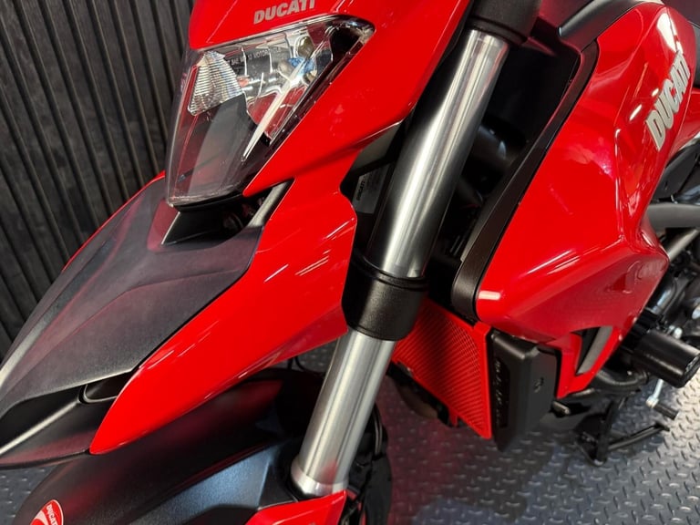 2015 Ducati Hyperstrada 821 821 Euro 3