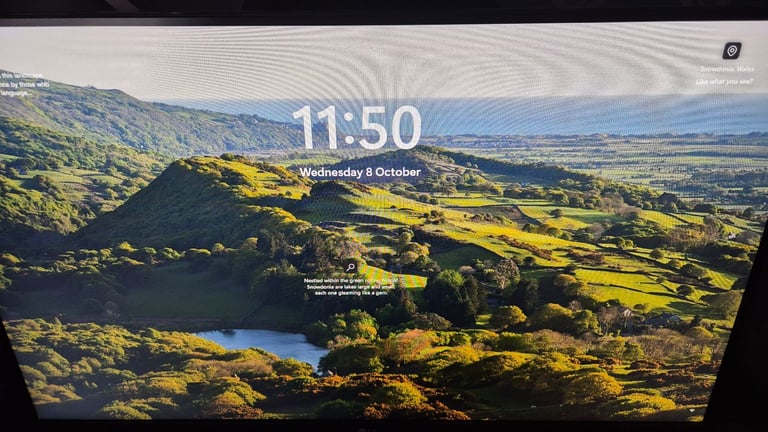LG UltraGear 27GL650F Gaming Monitor 27" IPS 144Hz 1ms Free-Sync with Stand