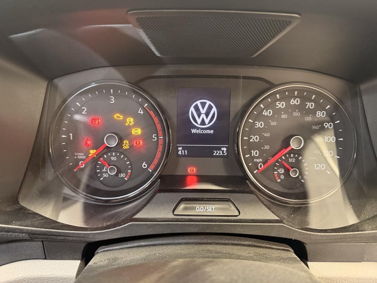 2023 Volkswagen Crafter Motorhome Race Van Camper Van 2.0 VW Crafter Camper Van Race Van Garage m...