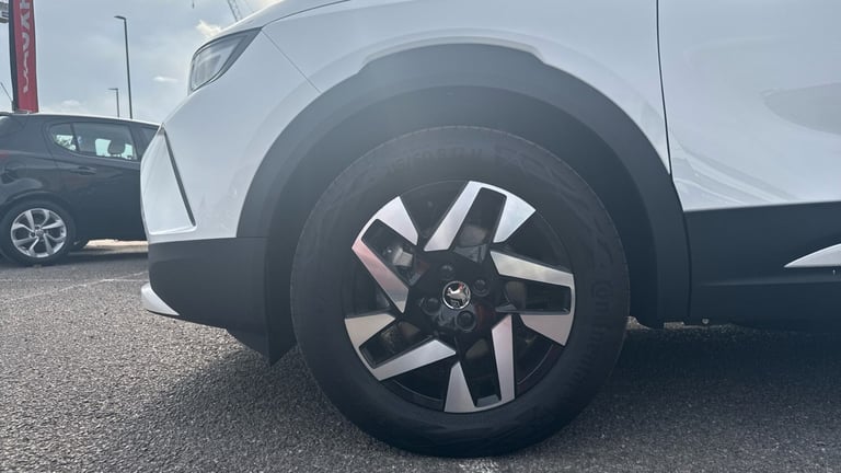 2025 Vauxhall Mokka Electric 50kWh Griffin SUV 5dr Electric Auto (136 ps) SUV Electric Automatic