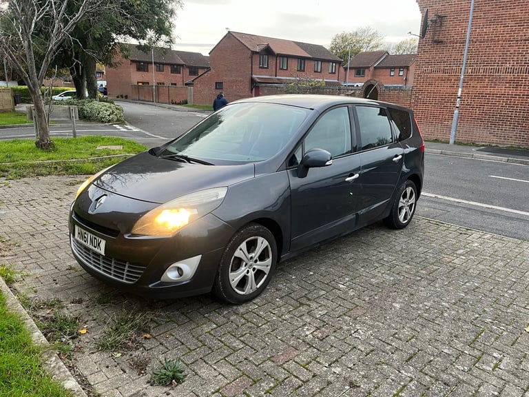 RENAULT GRAND SCENIC 7 SEATS NEW MOT LOW MILAGE PORTSMOUTH 