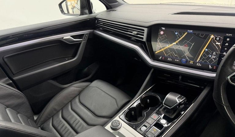 Volkswagen Touareg 3.0 TDI V6 Black Edition 4X4 BUY FOR ONLY £585 P/M, FINANCE