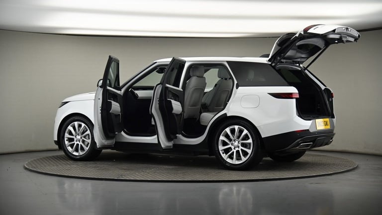 2023 Land Rover Range Rover Sport 3.0 P440e 38.2kWh SE SUV 5dr Petrol Plug-in Hybrid Auto 4WD Eur...