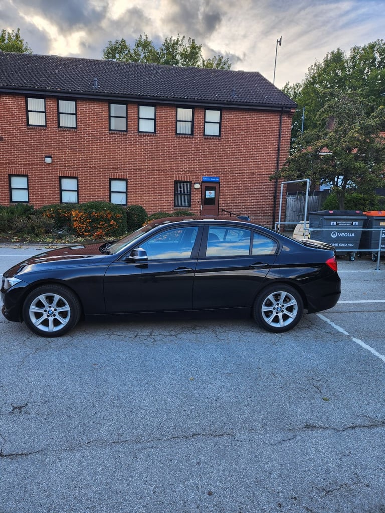 BMW, 3 SERIES, Saloon, 2014, Manual, 1598 (cc), 4 doors