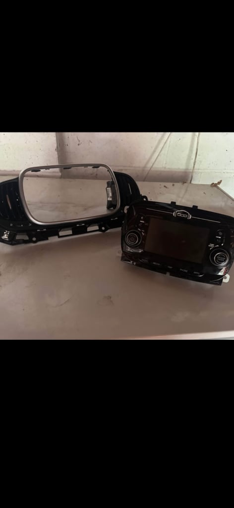 image for Car radio 