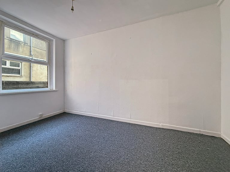 2 bedroom flat in 292 Newport Road, Cardiff, CF24 Book Online - The Rent Guru {793}