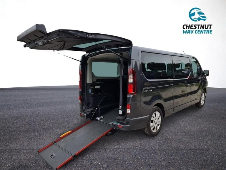 Renault Trafic WAV Wheelchair Access Vehicle L2H1 LWB 7K 2024 No VAT