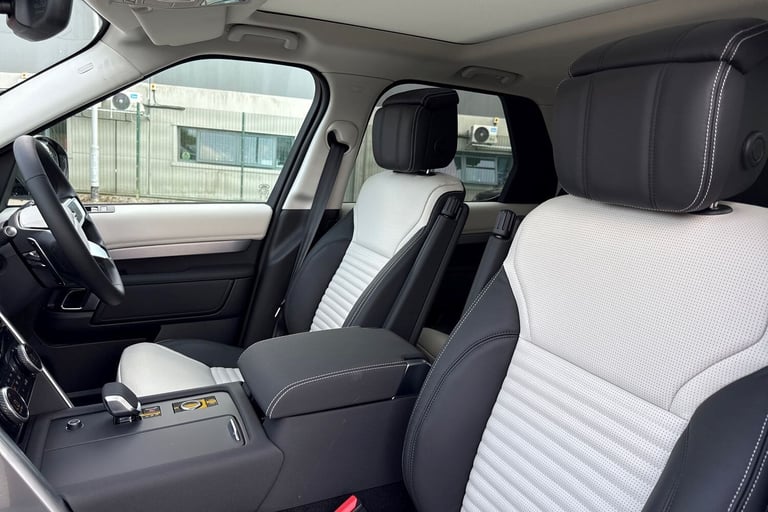 2025 Land Rover Discovery 3.0 D350 MHEV Dynamic HSE Auto 4WD Euro 6 (s/s) 5dr SUV Diesel Automatic