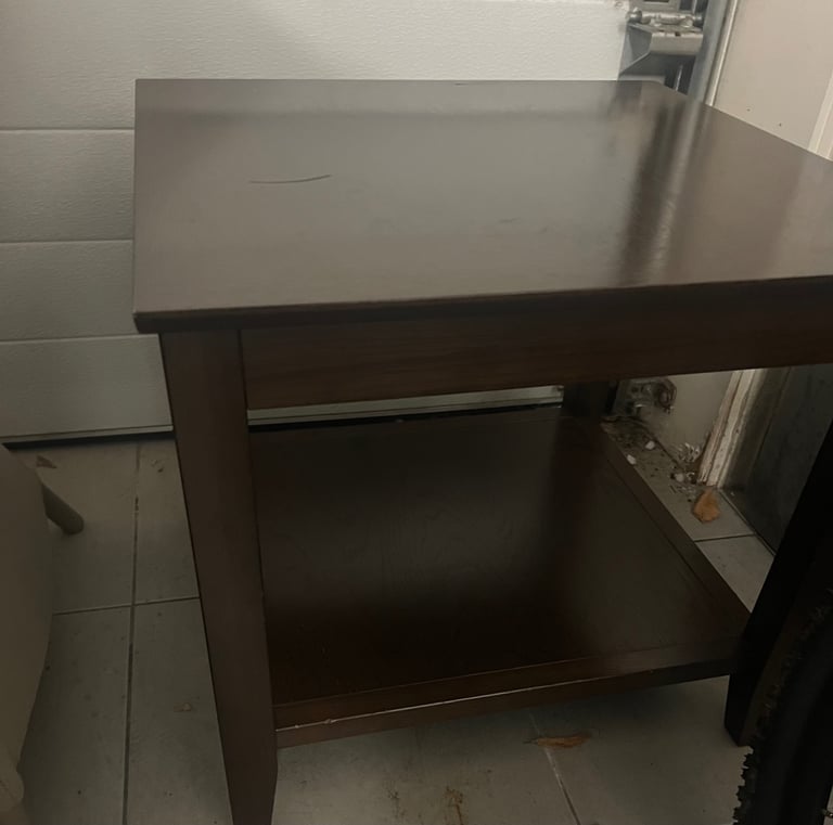 image for 2 side tables