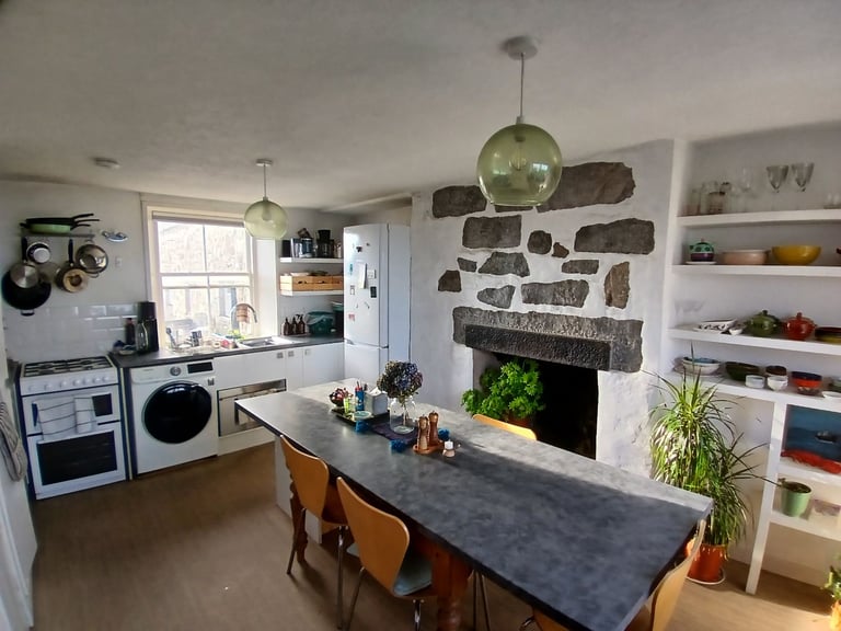 1 spare room available in a houseshare beside the sea in Footdee