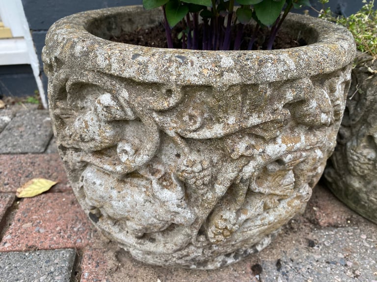 Garden Stone Planter Urn & pots 