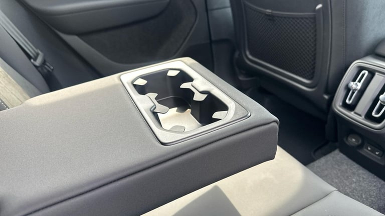 2025 Volvo XC40 2.0 B4P Plus Black Edition 5dr Auto ESTATE PETROL Automatic