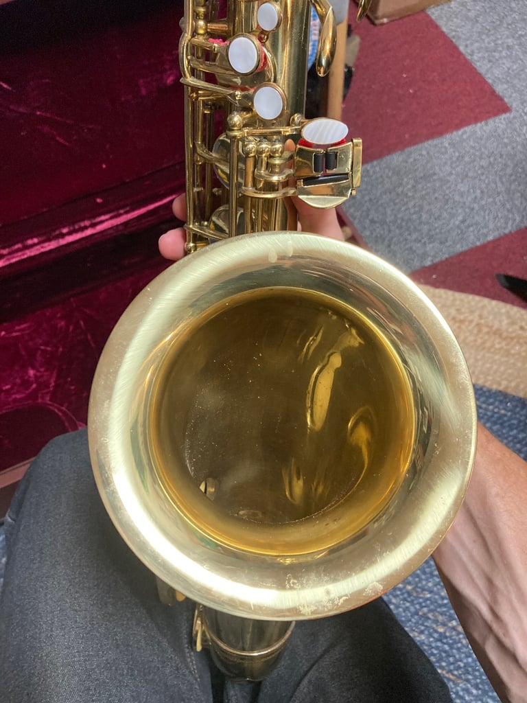 Tenor sax Mark VI copy, plays great !