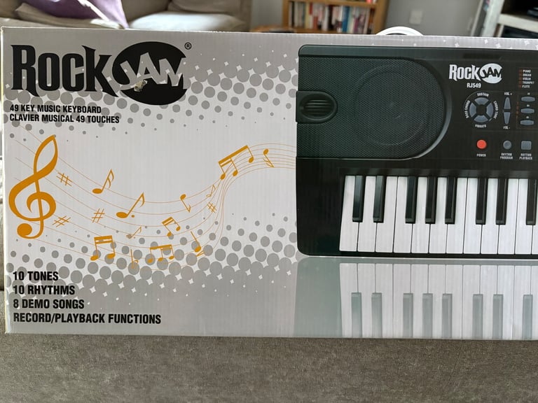 Piano / Electronic keyboard 48 keys