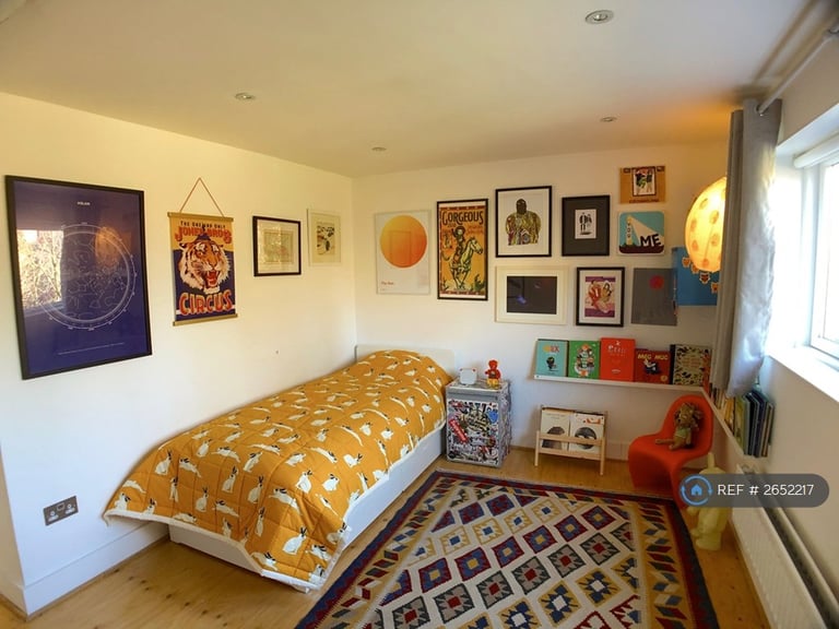 4 bedroom house in The Gardens, London, SE22 (4 bed) (#2652217)