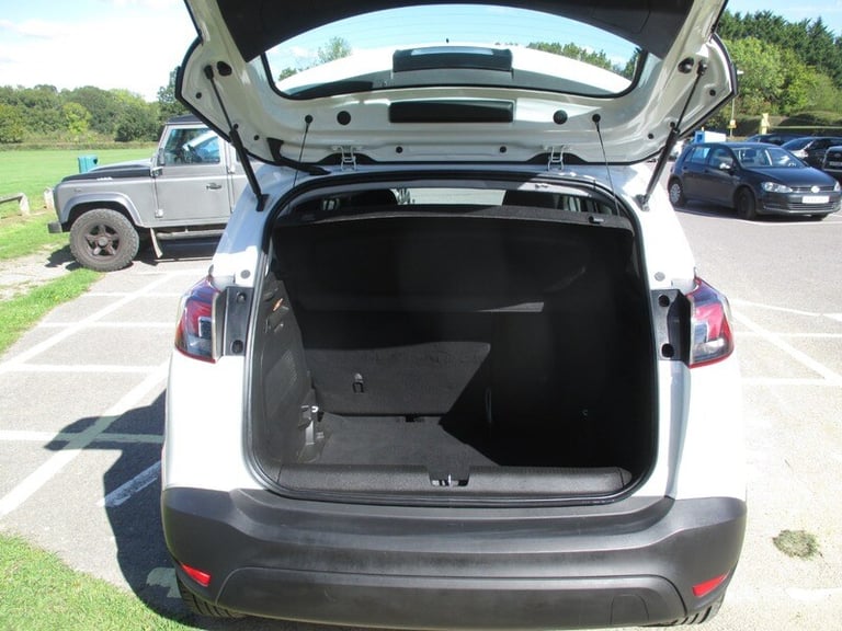 Vauxhall Crossland X SE