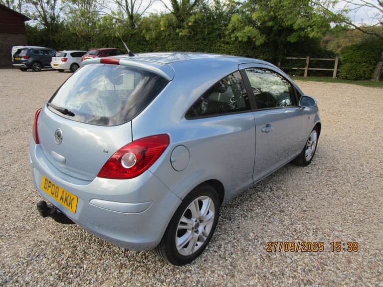 2008 Vauxhall Corsa 1.4i 16V Design 3dr Auto HATCHBACK Petrol Automatic