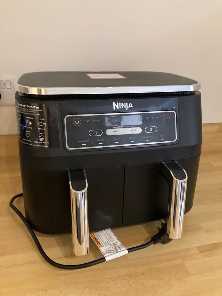 Ninja Foodi Dual Zone 7.6L Air Fryer and Dehydrator - Black