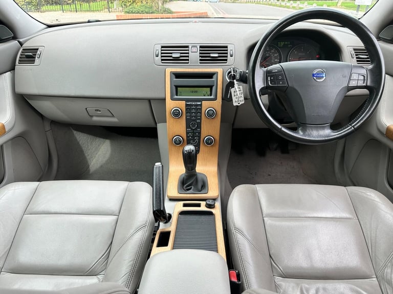 2009 Volvo V50 1.6D DRIVe SE Lux Euro 4 (s/s) 5dr ESTATE Diesel Manual