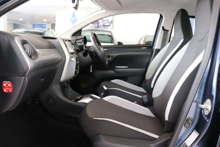 2016 Toyota AYGO 1.0 Aygo X-Play VVT-i CVT 5dr Hatchback Petrol Automatic