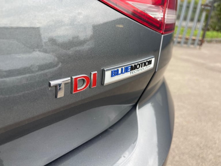 2015 Volkswagen Passat 1.6 TDI BlueMotion Tech S Euro 6 (s/s) 4dr SALOON Diesel Manual