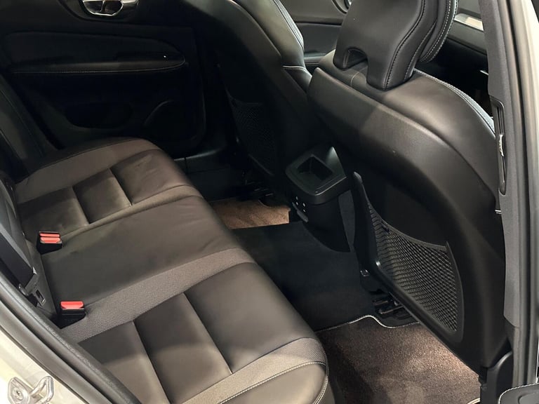 2019 Volvo V60 2.0 T5 R-Design Pro Auto Euro 6 (s/s) 5dr ESTATE Petrol Automatic