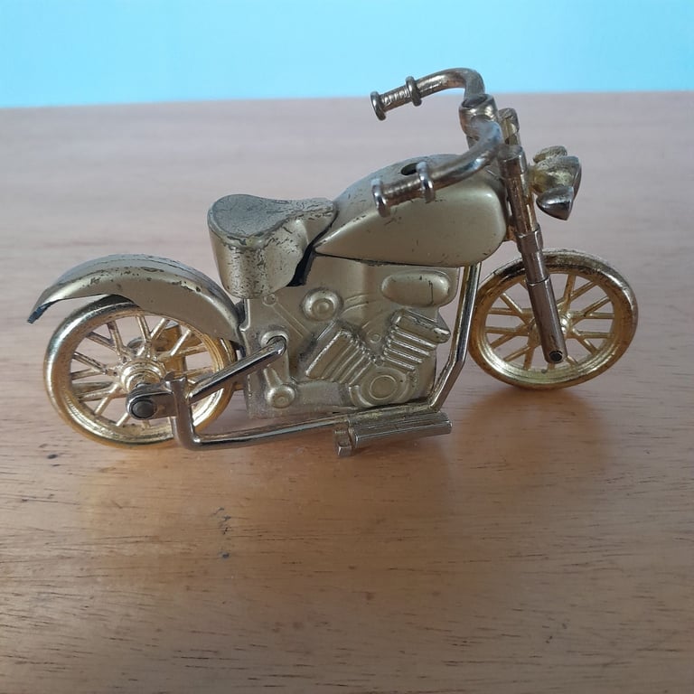 vintage novelty motorcycle lighter 