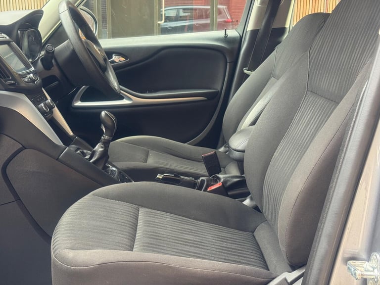  Vauxhall Zafira Tourer 1.4i Turbo Design Euro 6 5dr Petrol Manual