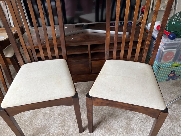 Laura Ashley dining table and 6 chairs 
